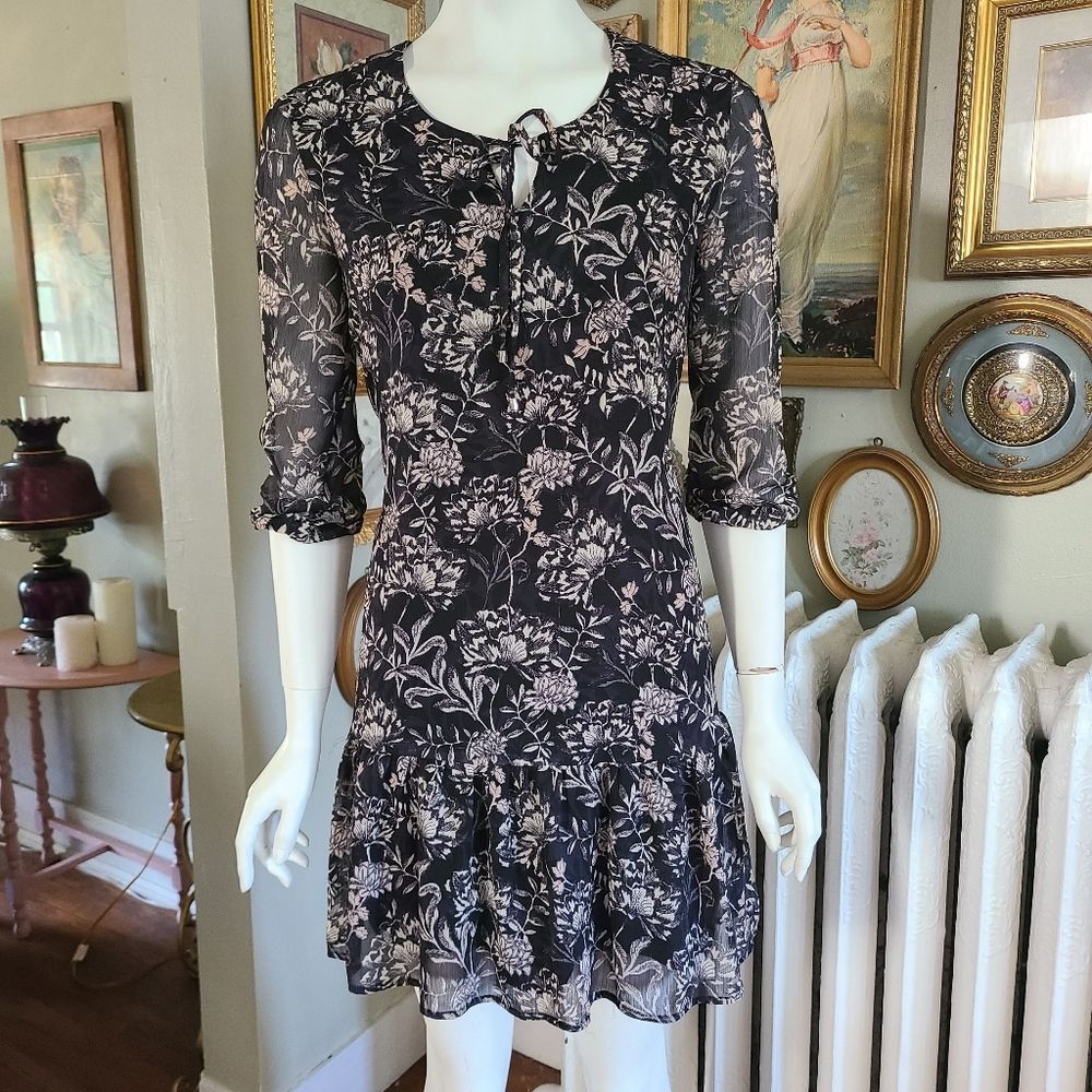 Black Floral Shift Dress